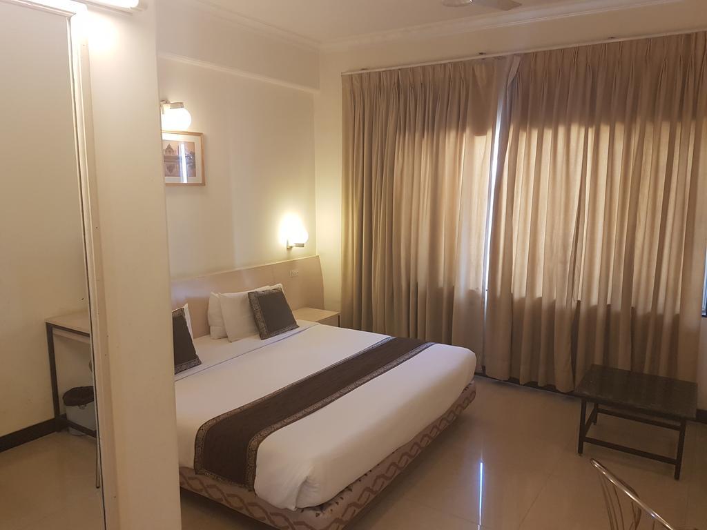 Grand Hotel Агра Екстер'єр фото